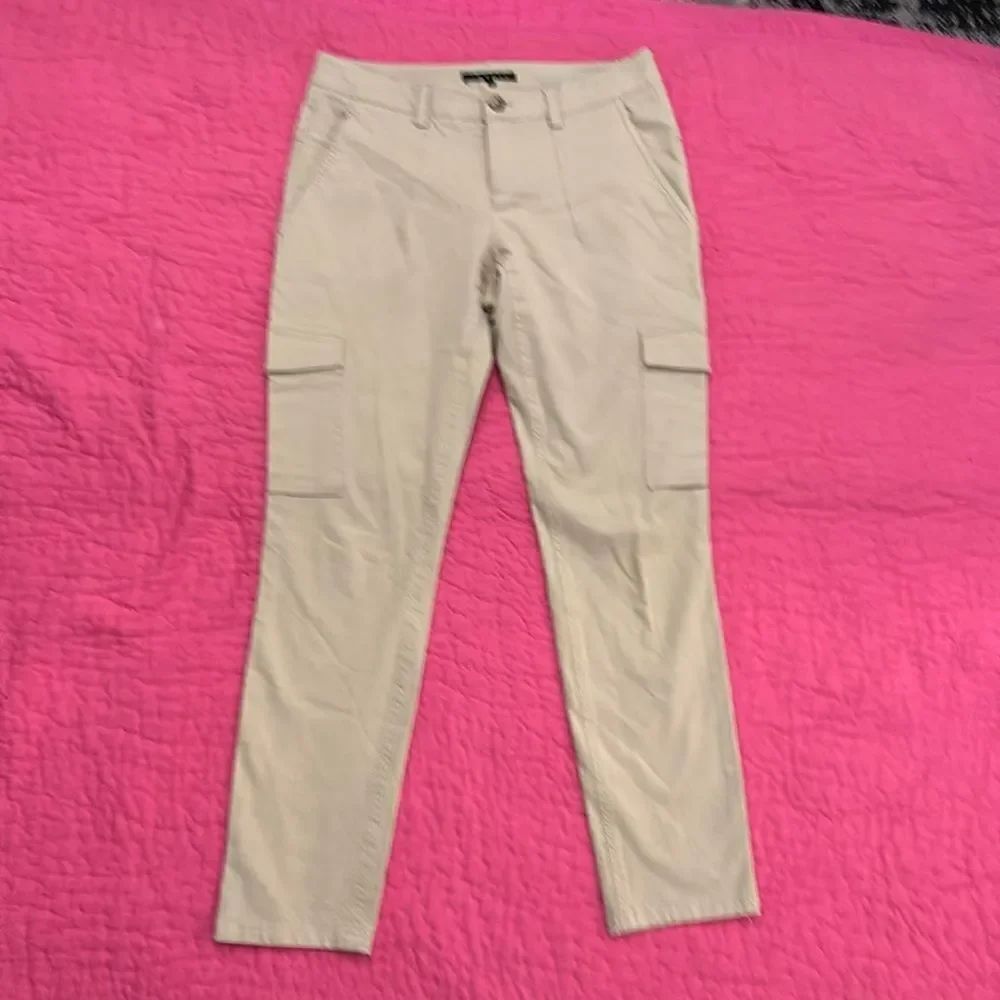Theory Beige Cargo Pants, US2